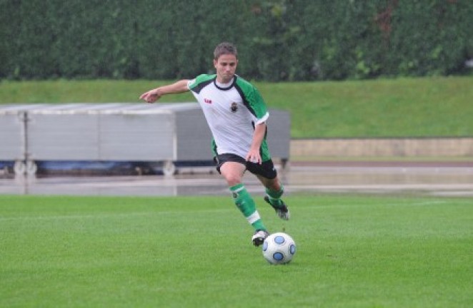 Centro de Juan Luis para el segundo gol