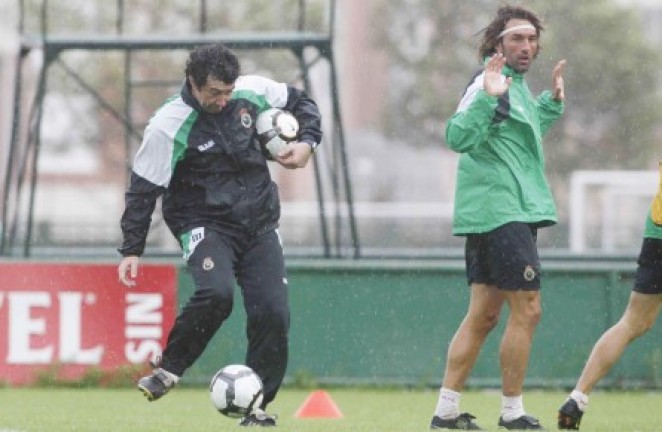 Mandiá, en el entrenamiento matinal Mandiá, en el entrenamiento matinal