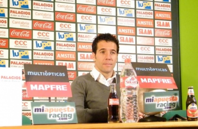 To&ntilde;o, en la sala de prensa