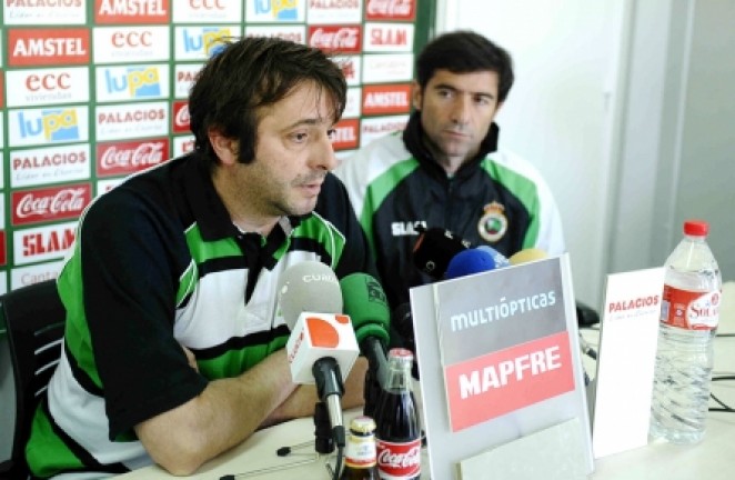 Javier Álvarez, en la sala de prensa Javier Álvarez, en la sala de prensa