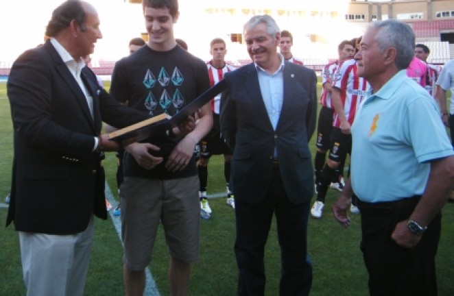Placa a Borja Arévalo Placa a Borja Arévalo