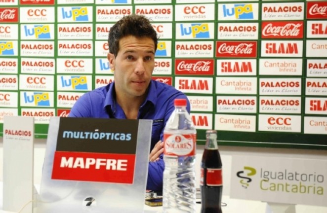 To&ntilde;o, en la sala de prensa