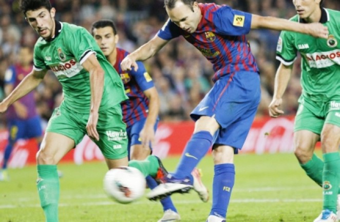 Remate de Iniesta Remate de Iniesta