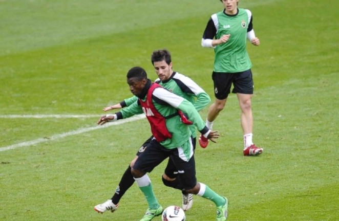 Adri&aacute;n y Diop