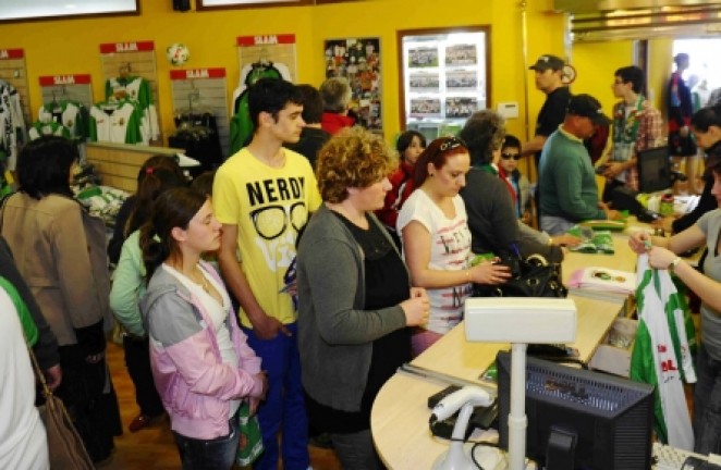 De compras en la tienda De compras en la tienda