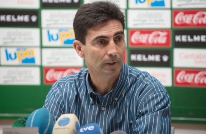 Rueda de prensa del t&eacute;cnico
