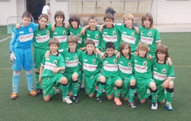 Alev&iacute;n B racinguista en el torneo de Camp
