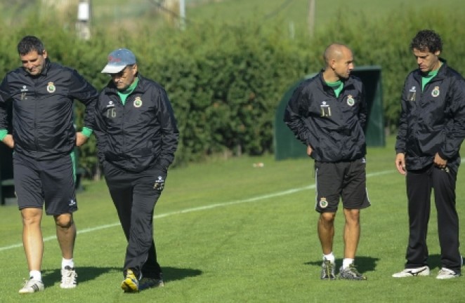 Cuerpo t&eacute;cnico al completo