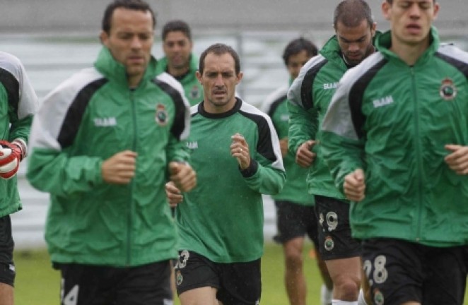 Pinillos, Munitis y Osmar en pleno esfuerzo