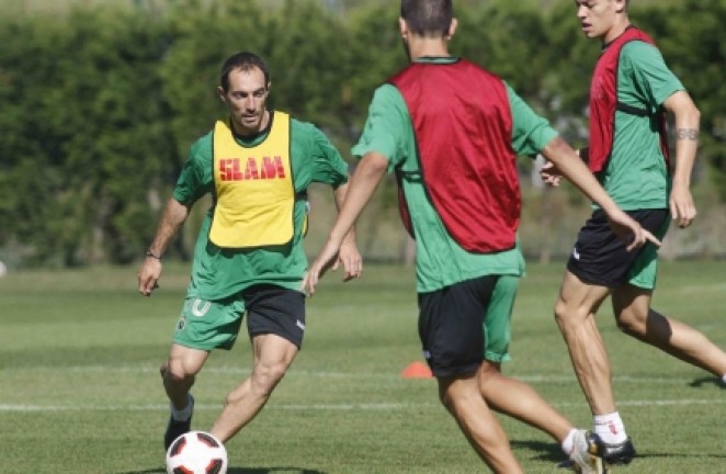 Munitis, con el bal&oacute;n controlado