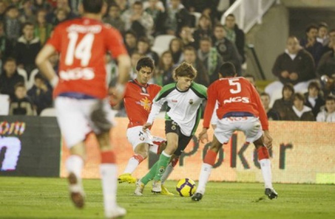 Canales rodeado