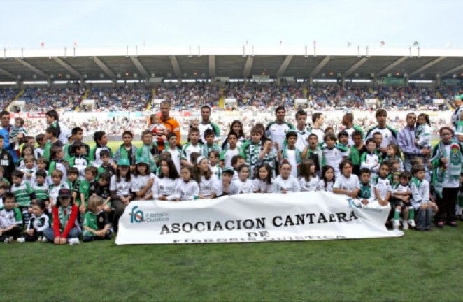 Con la Asociaci&oacute;n C&aacute;ntabra de Fibrosis Qu&iacute;stica