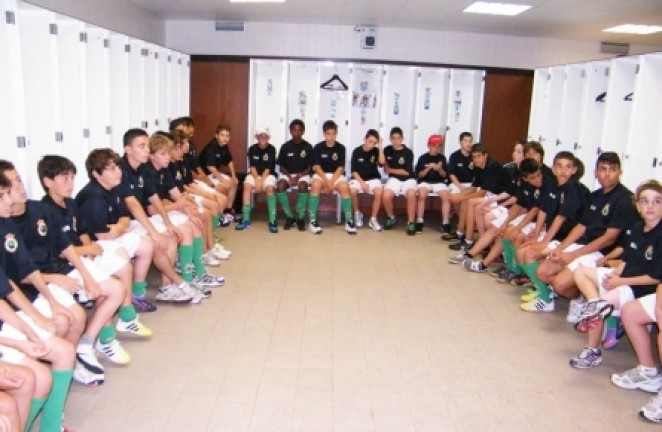 Los mayores en el vestuario del Racing Los mayores en el vestuario del Racing
