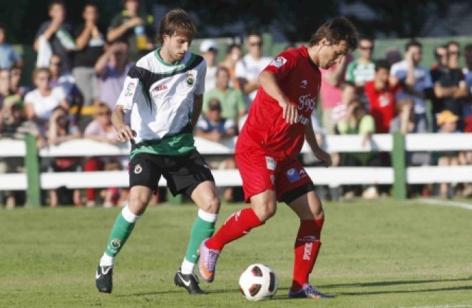 Henrique, muy sólido en defensa Henrique, muy sólido en defensa