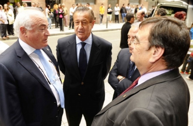 Corino, Vega Arango y González
