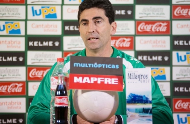 Rueda de prensa de José Aurelio Gay