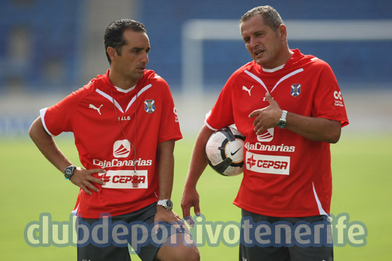 La Primera Plantilla Del CD Tenerife Completa La Preparación Semanal ...