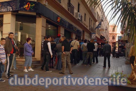 Las Entradas Para Los Partidos En Casa, A La Venta En Las Tiendas Soy ...