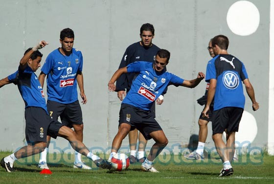 Suave Sesión Preparatoria Para La Primera Plantilla Del CD Tenerife En ...